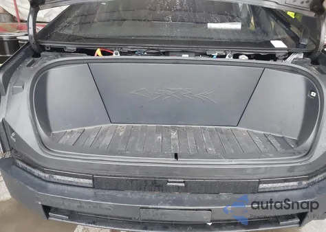 2025 Tesla Cybertruck All-Wheel Drive z USA, uszkodzony, nr VIN 7G2CEHED1SA081551